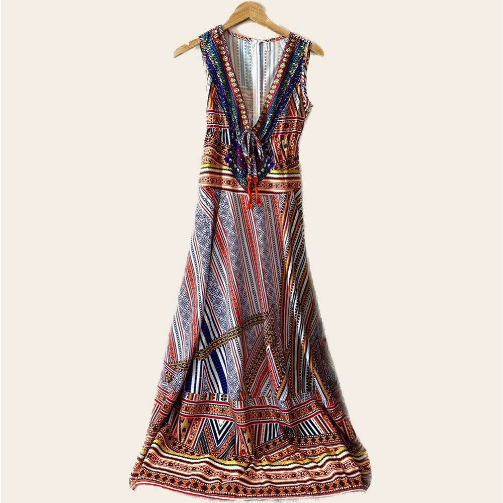 Comfortable tropical dress for those summer nights!